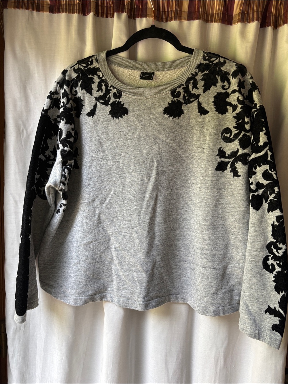 Zara Light Gray Crewneck Sweatshirt with Black Label